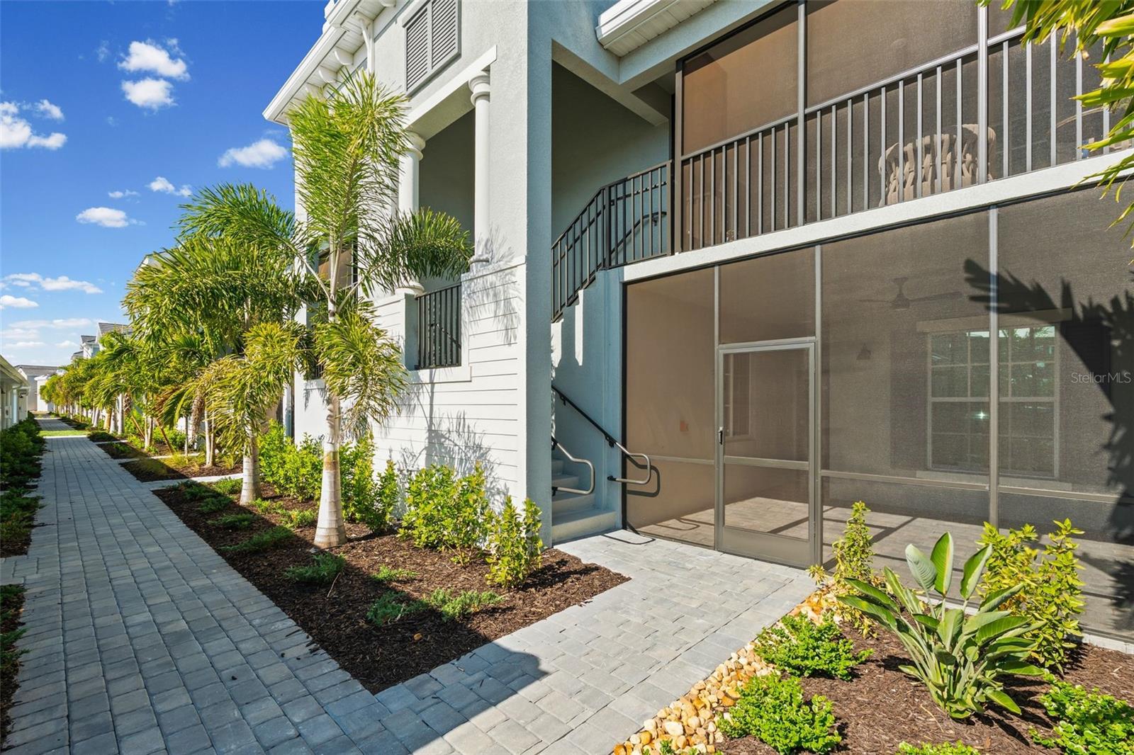 CALUSA COUNTRY CLUB - Residential Lease