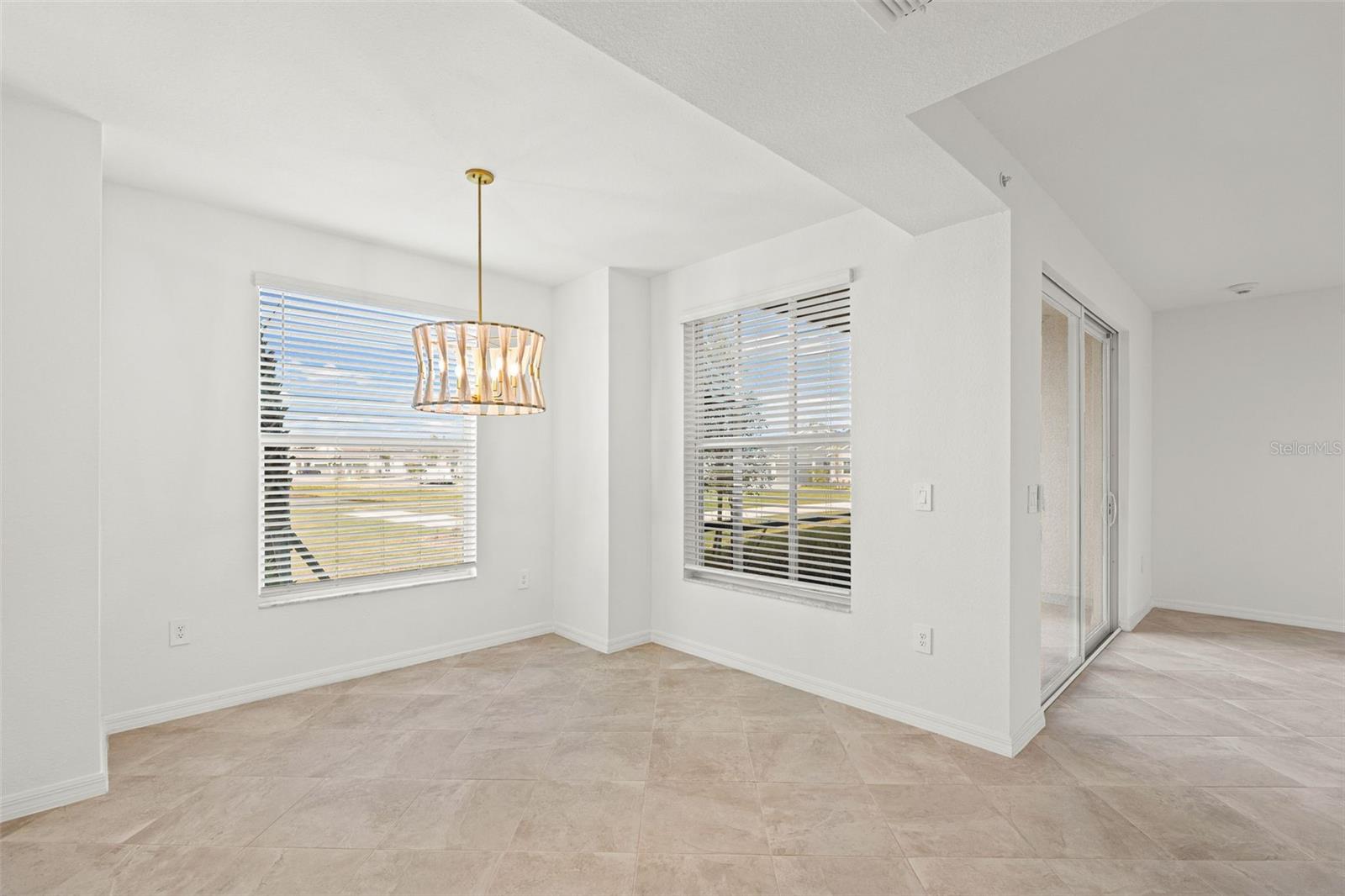 CALUSA COUNTRY CLUB - Residential Lease