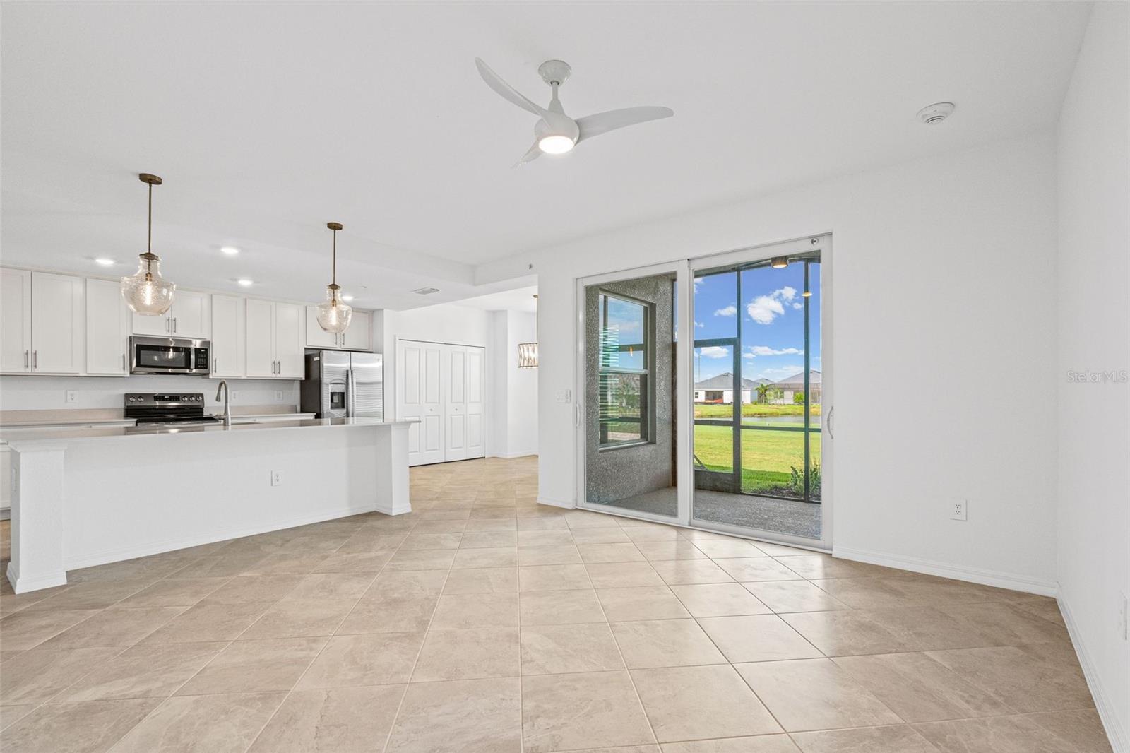 CALUSA COUNTRY CLUB - Residential Lease