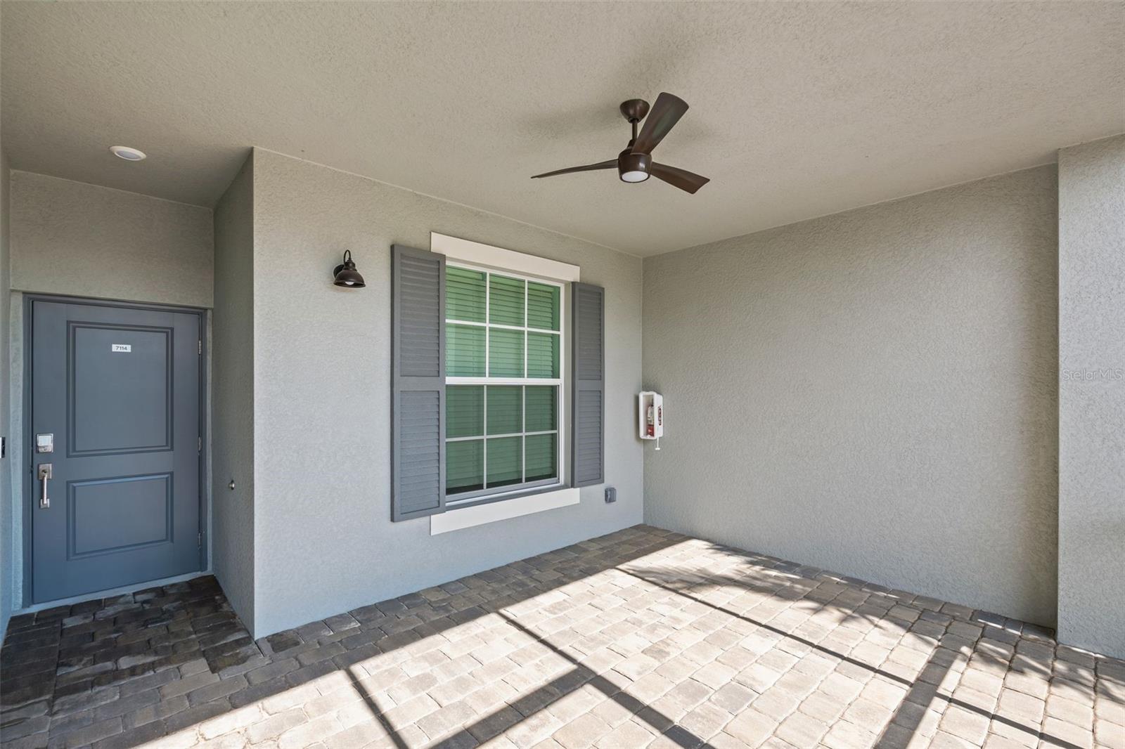 CALUSA COUNTRY CLUB - Residential Lease