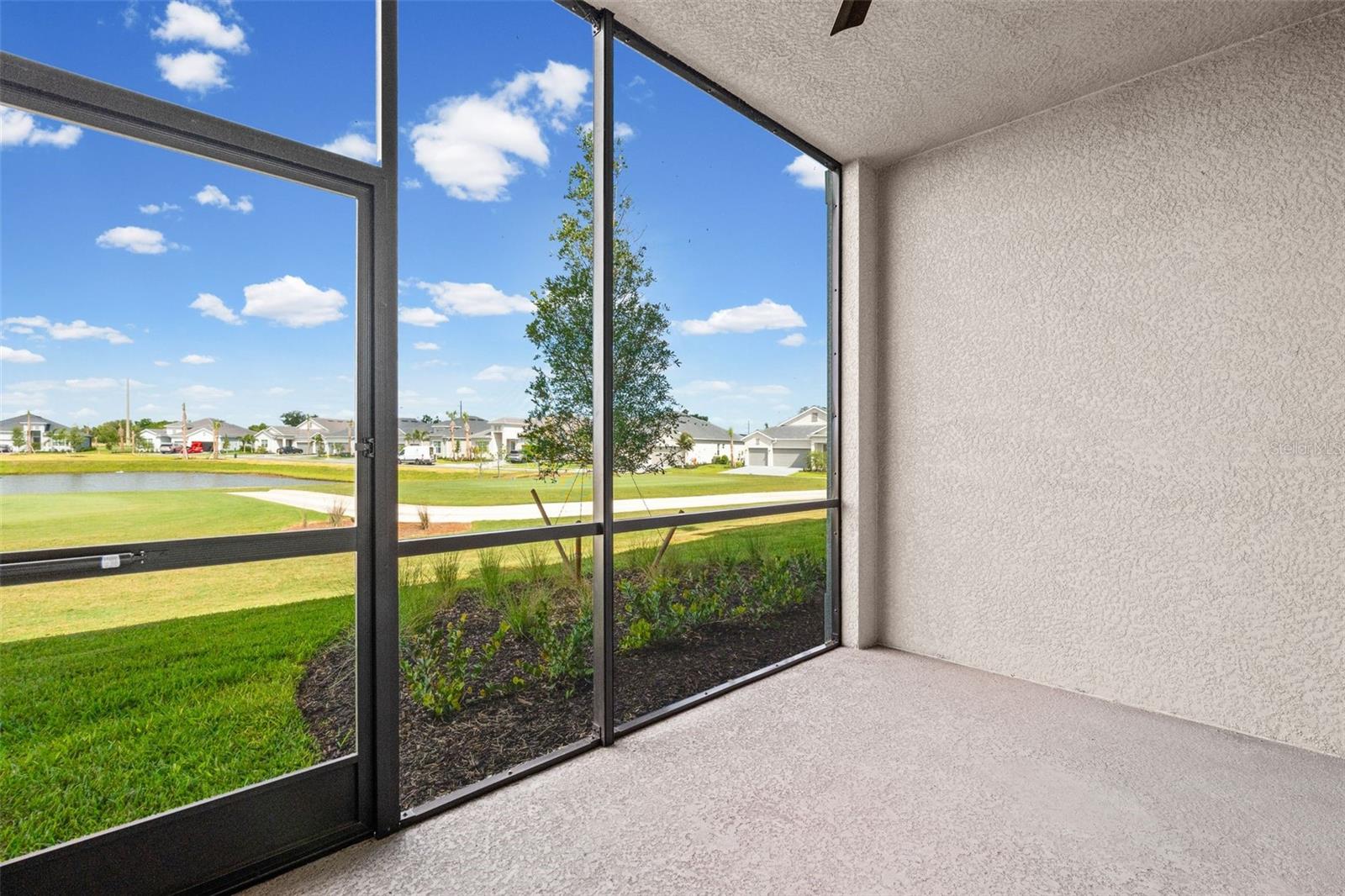 CALUSA COUNTRY CLUB - Residential Lease