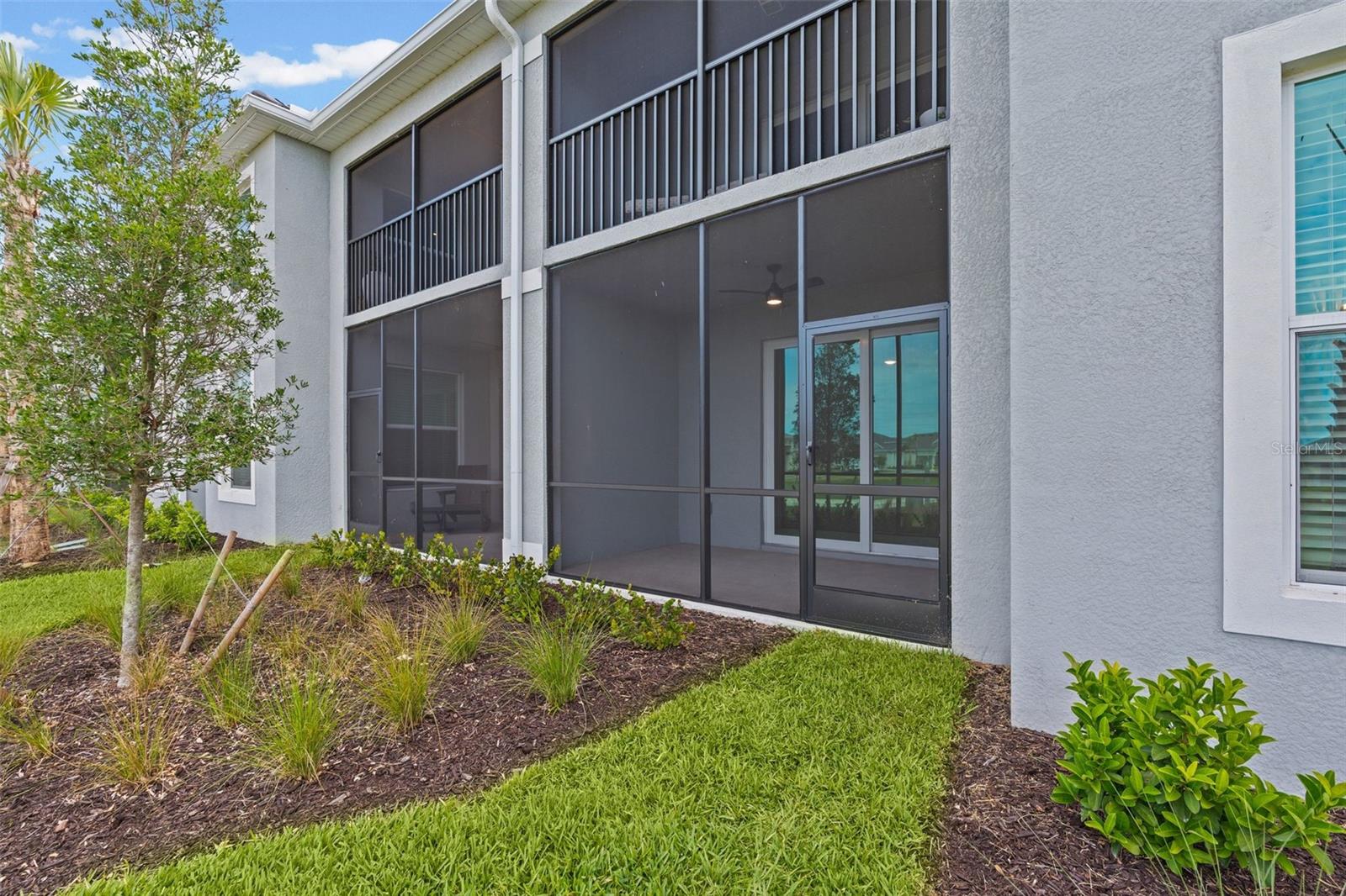 CALUSA COUNTRY CLUB - Residential Lease