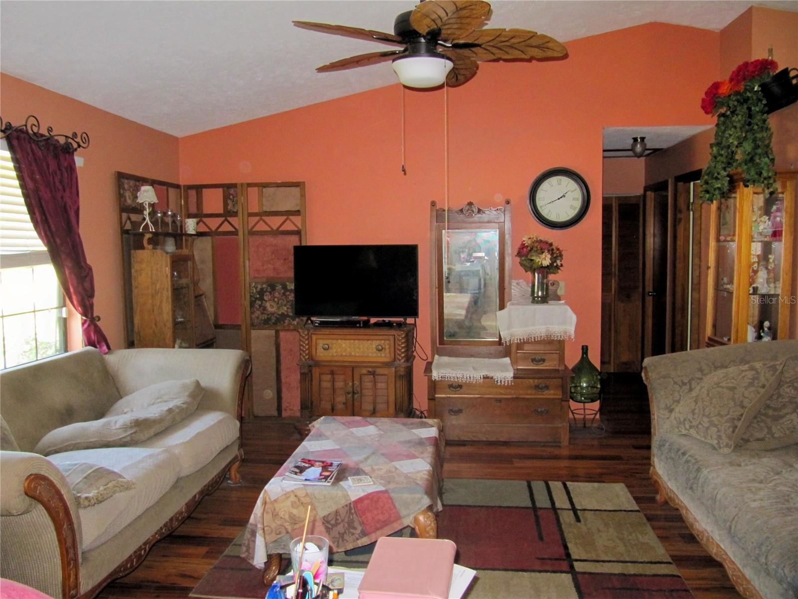 BELLEVIEW RIDGE ESTATE - Residential