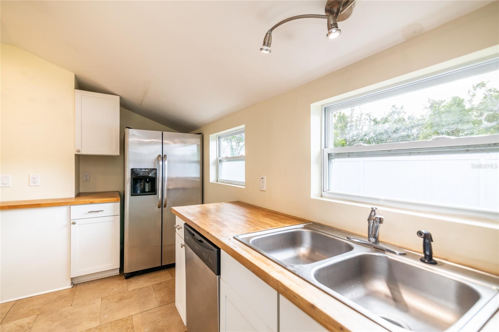 SEABRON SUB - Residential