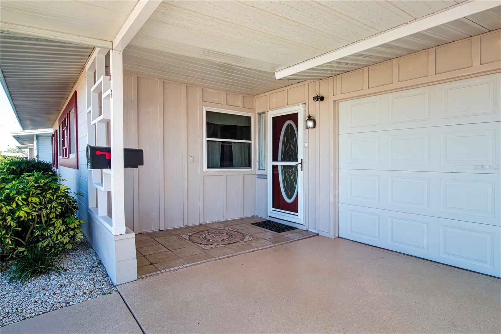 1518 CHEVY CHASE DRIVE