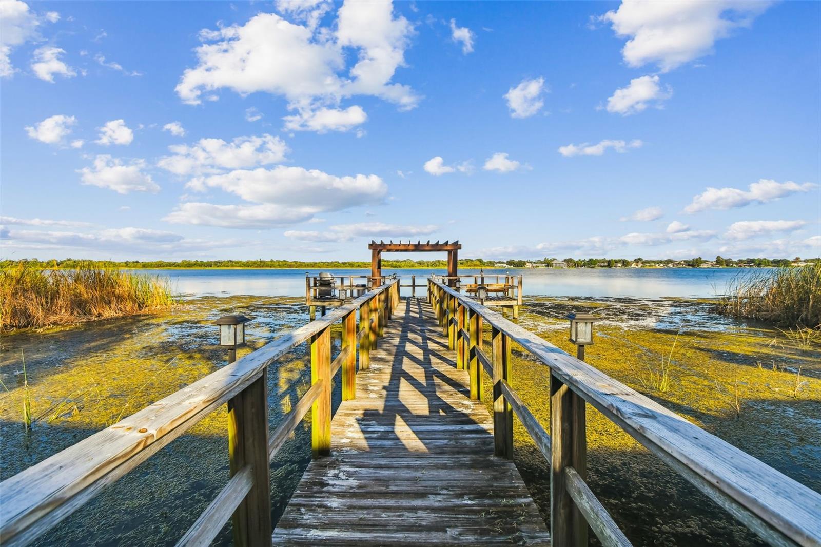 BELLA VISTA ON LAKE - Residential