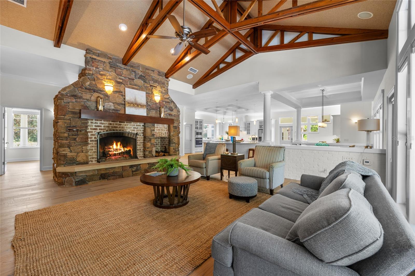 UNIVERSITY ACRES - Residential