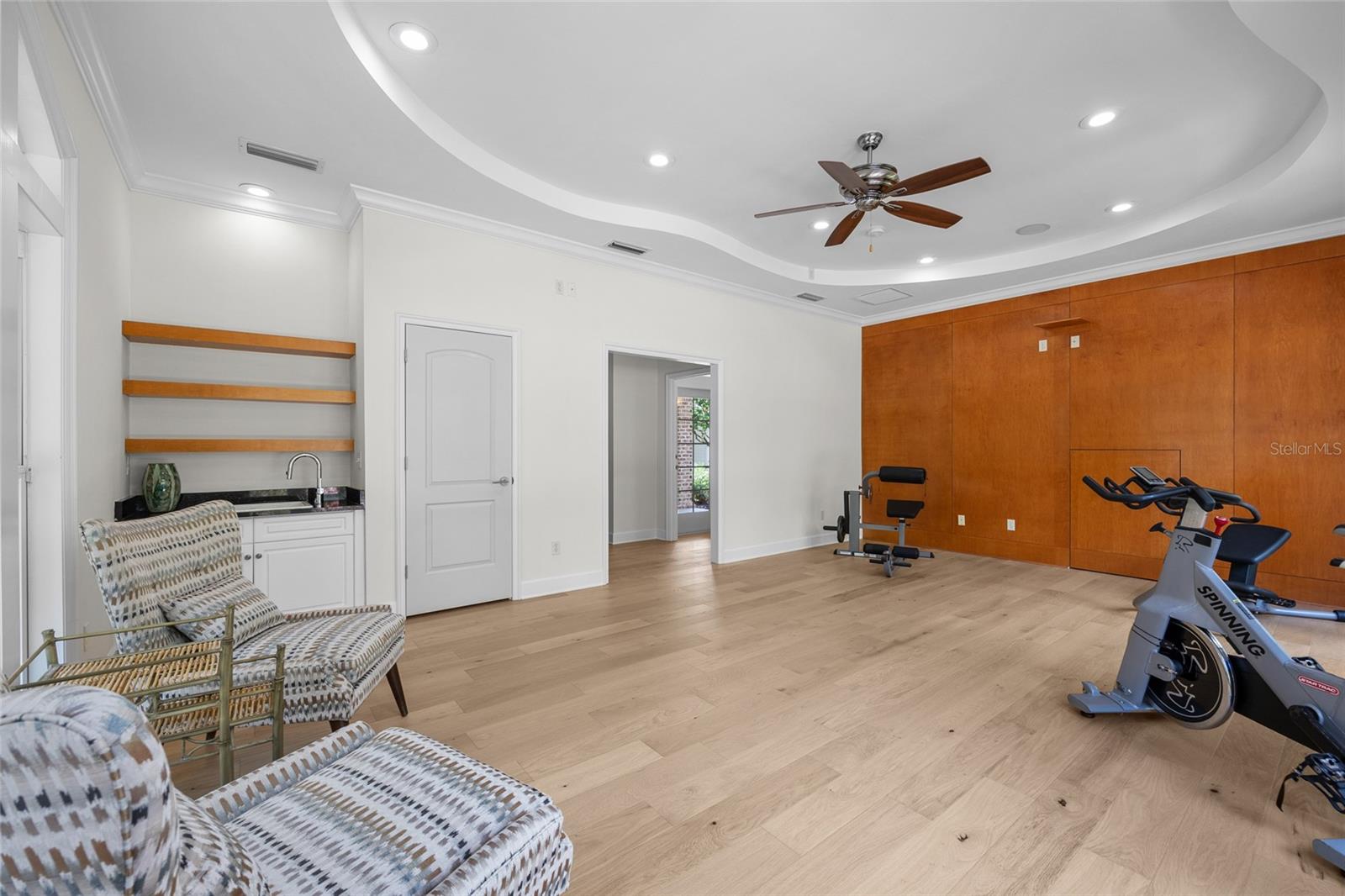 UNIVERSITY ACRES - Residential