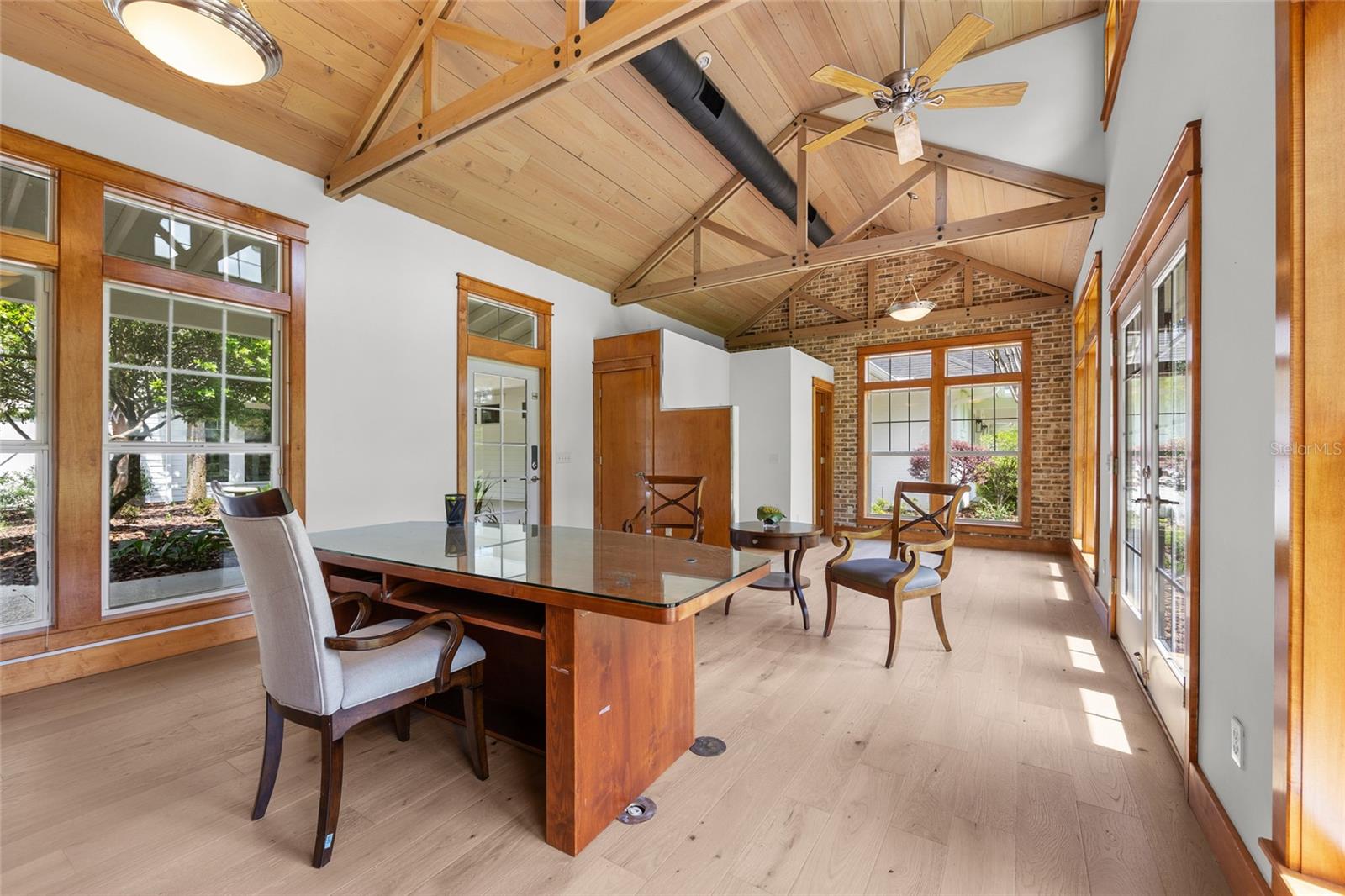 UNIVERSITY ACRES - Residential