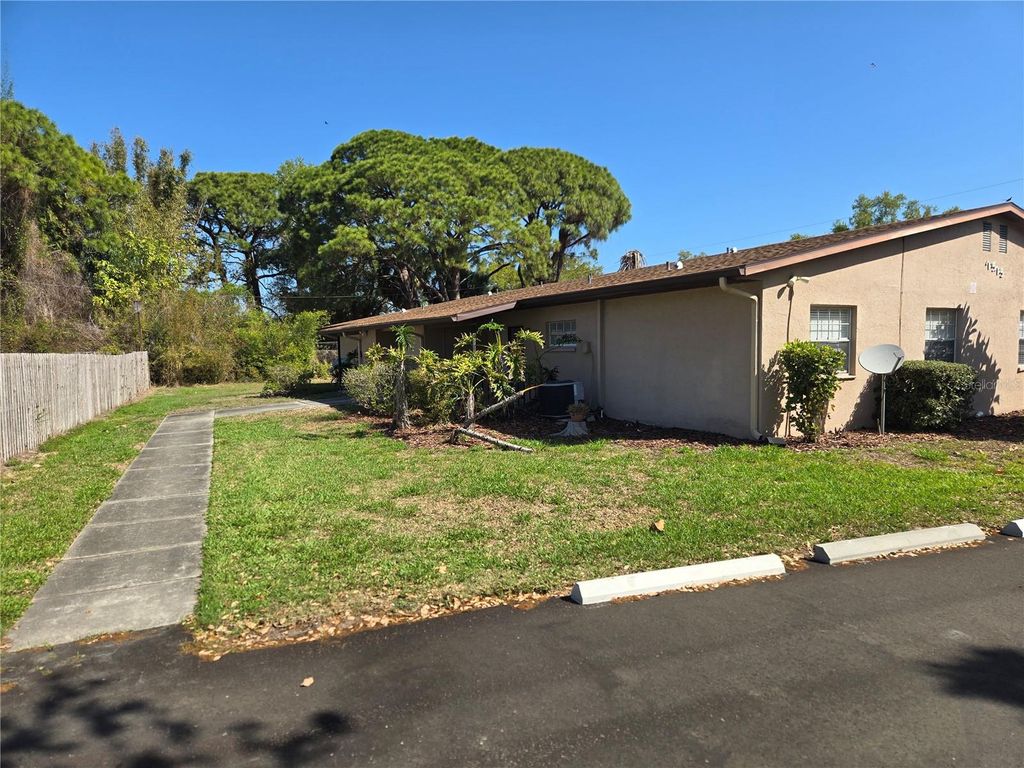 Photo of 2525 54th Avenue S #4, St Petersburg, FL 33712 (MLS # O6390216)