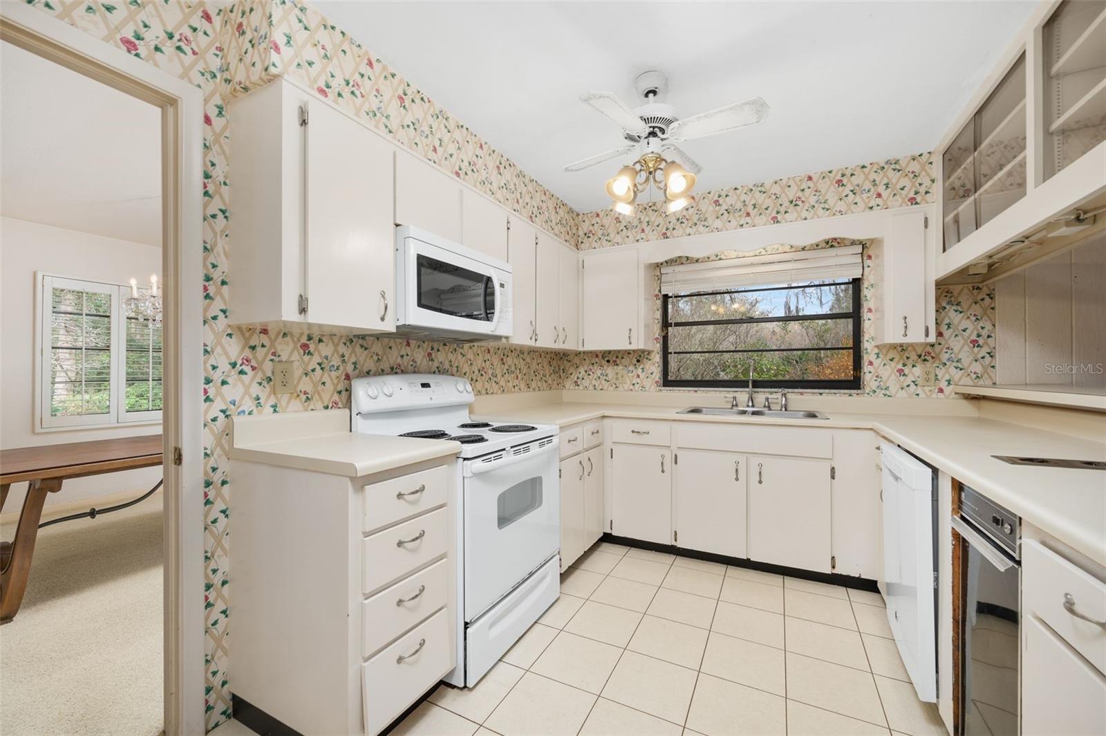 BEVILLE HEIGHTS - Residential