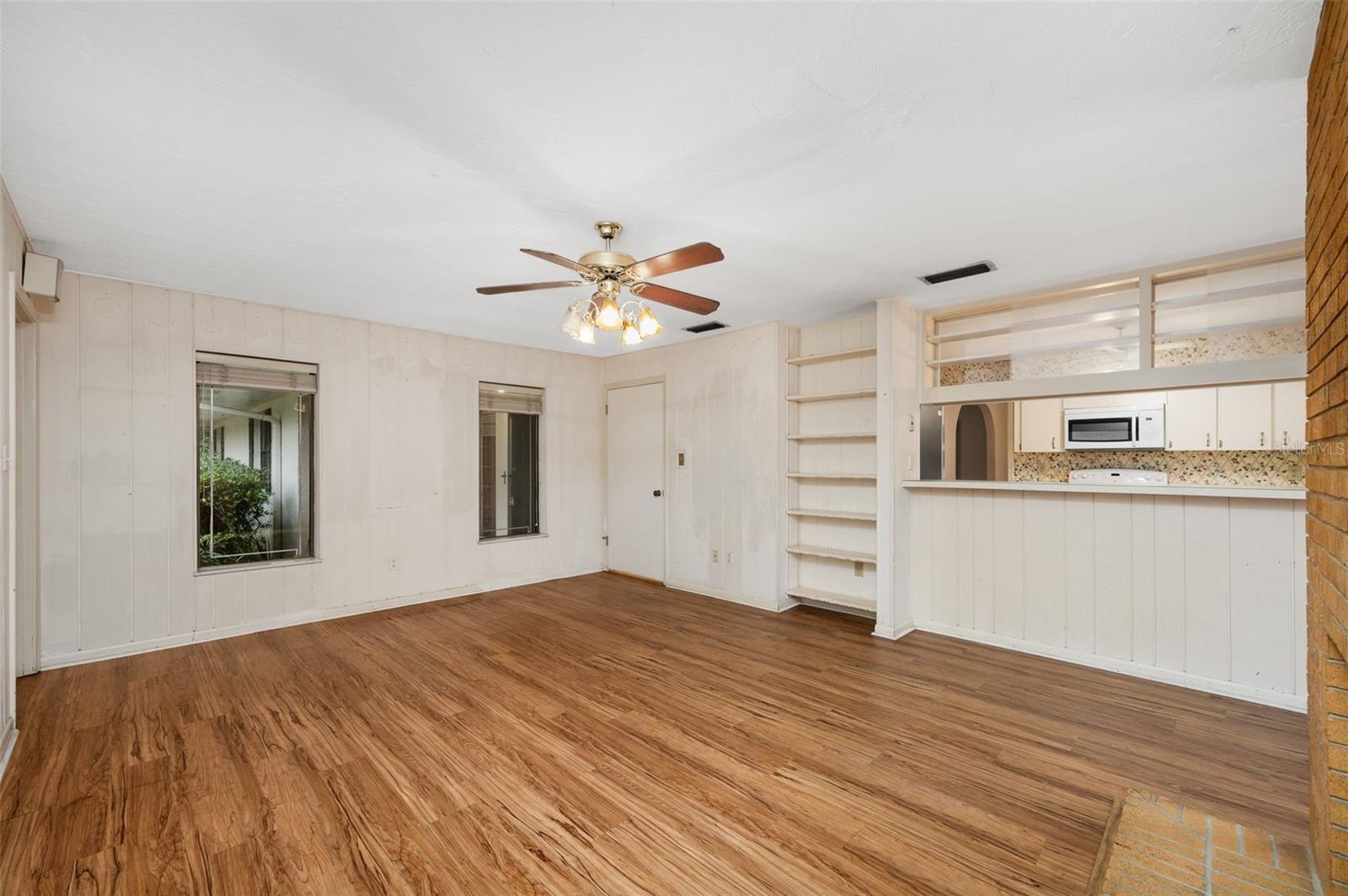 BEVILLE HEIGHTS - Residential