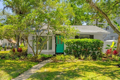 3 beds bed, 2 baths bath property at 2118 S Venus Street, Tampa, FL 33629