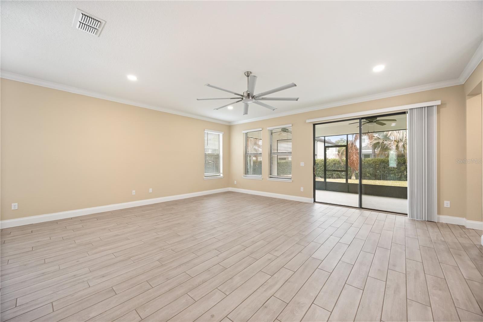 WINDERMERE ISLE-PH 2 - Residential