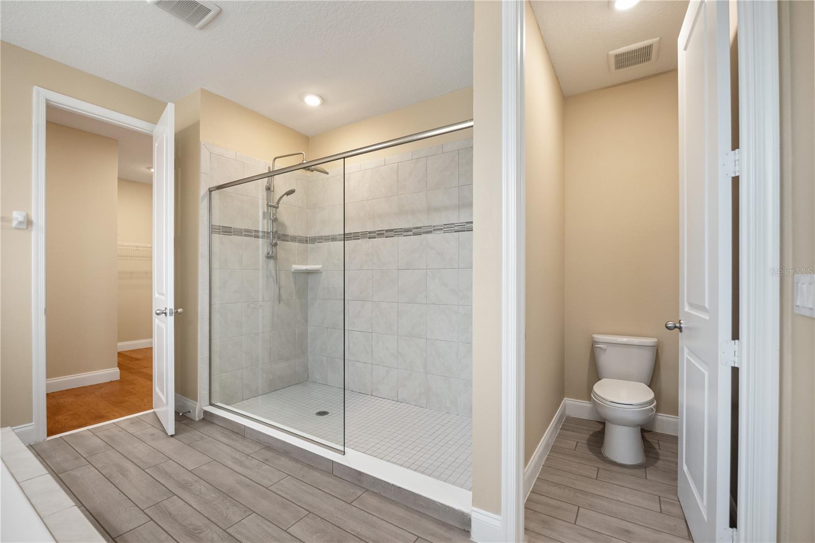 WINDERMERE ISLE-PH 2 - Residential