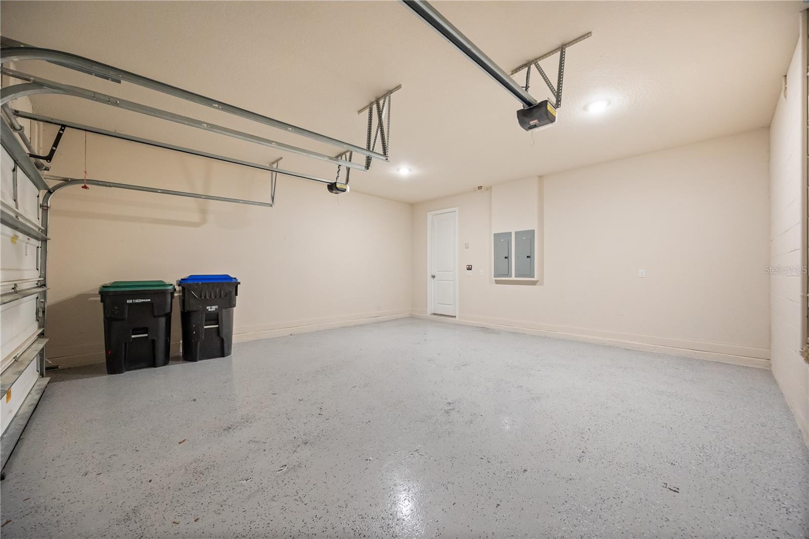 WINDERMERE ISLE-PH 2 - Residential