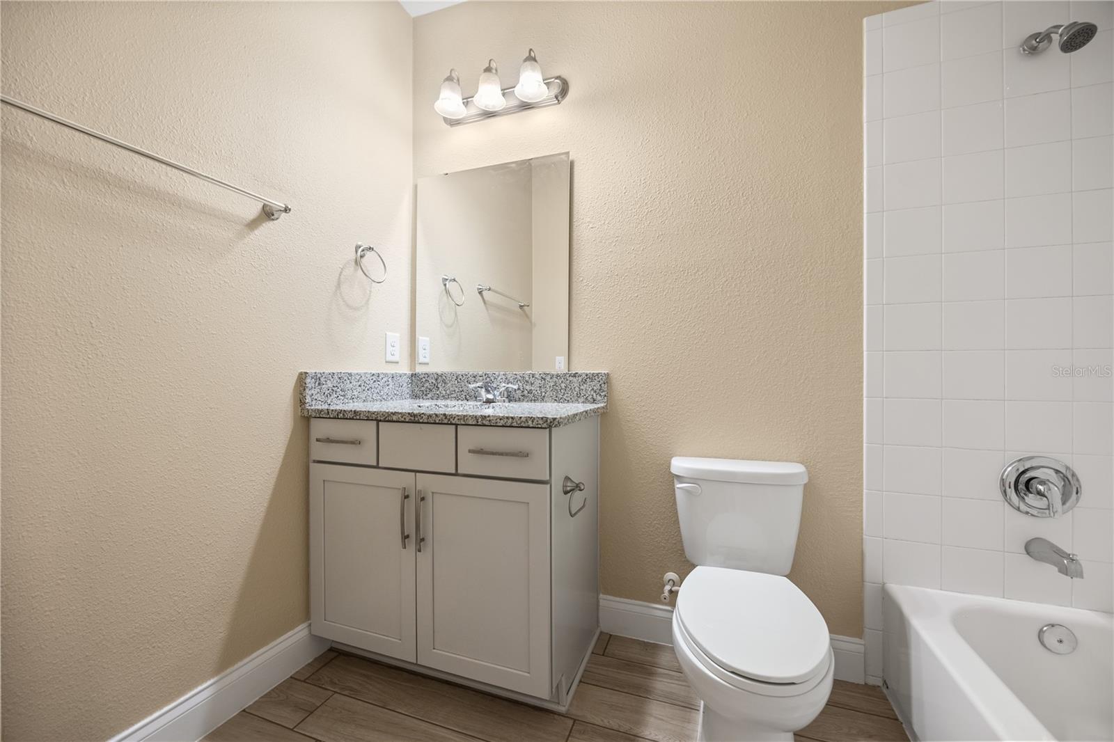 WINDERMERE ISLE-PH 2 - Residential