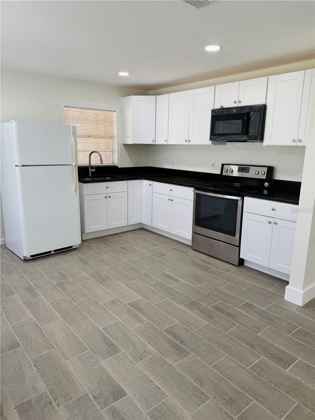 Photo of 3523 16th Street Court E, Bradenton, FL 34208 (MLS # A4664467)