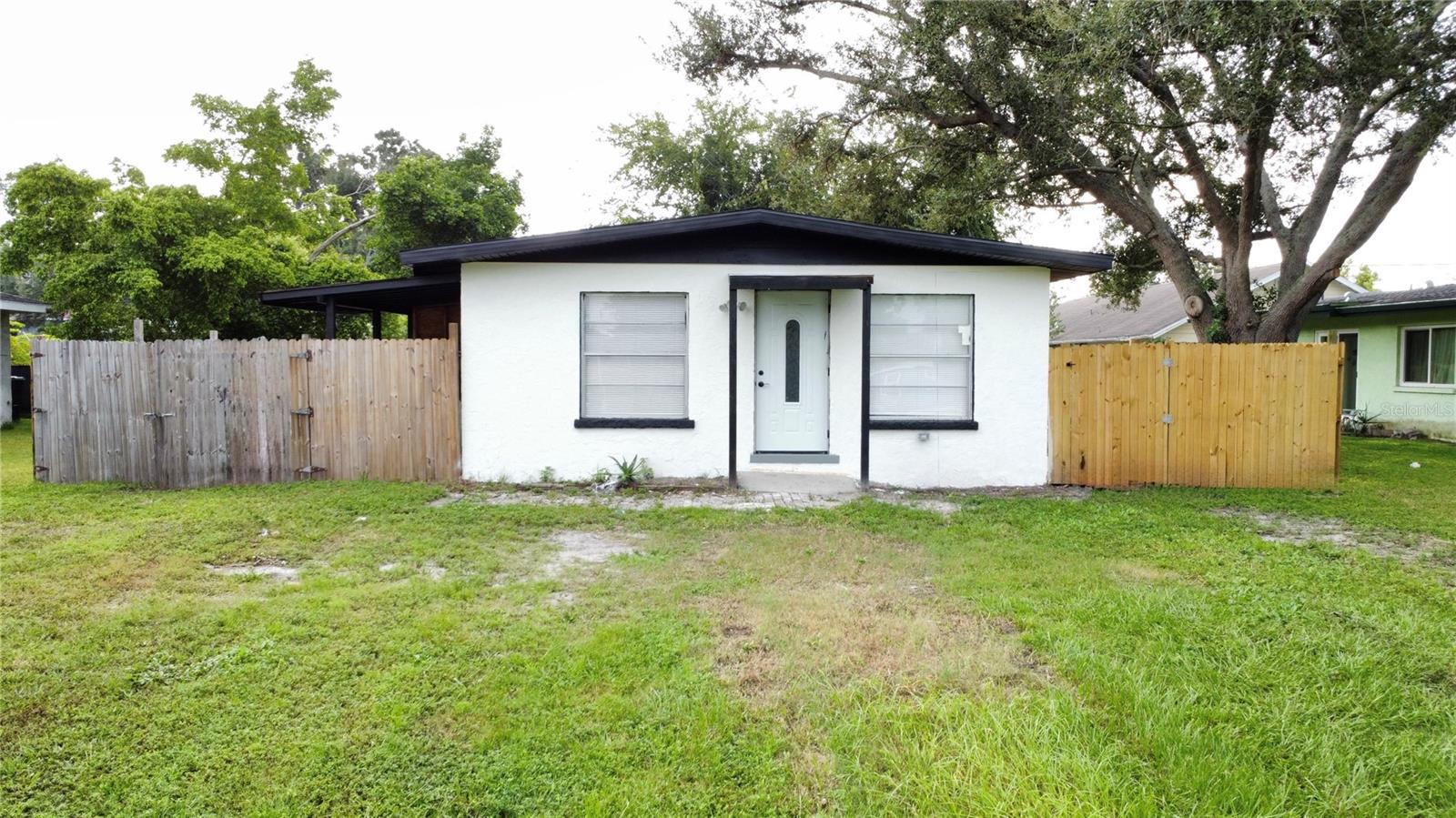 This charming 2-bedroom, 1-bath property has been fully updated inside and out, offering modern style with everyday comfort. Step into the brand-new kitchen featuring white shaker cabinets, granite countertops, stainless steel appliances, and sleek finishes perfect for cooking and entertaining.
The home boasts all new flooring throughout, fresh interior and exterior paint, recessed lighting, and a fully updated bathroom with a stylish tiled shower surround. With its open and bright layout, this home is truly move-in ready.
Outside, enjoy a large fenced-in yard with plenty of space for gatherings, pets, or future projects. A newer roof provides peace of mind for years to come.
Conveniently located near shopping, dining, schools, and just a short drive to Bradenton’s beautiful Gulf beaches.
Don’t miss your chance schedule your private showing today!