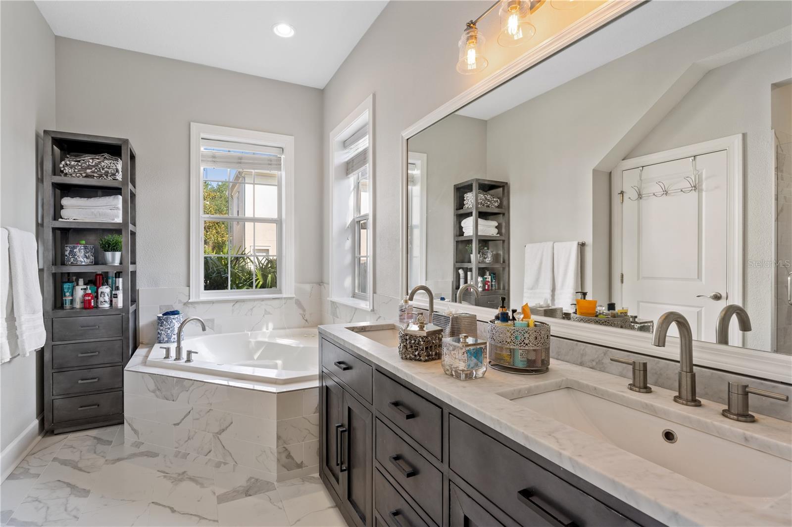 CELEBRATION AREA 5 - Residential Lease