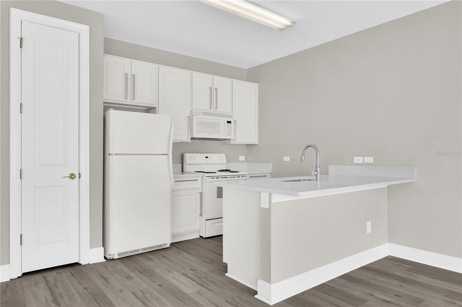 CELEBRATION AREA 5 - Residential Lease