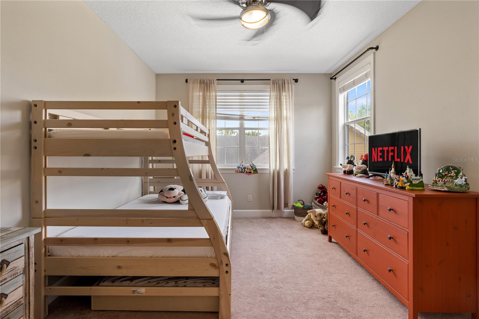 CELEBRATION AREA 5 - Residential Lease