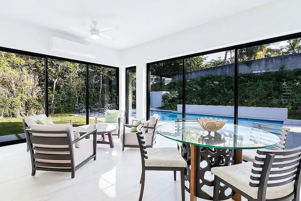 DORADO BEACH EAST - Residential