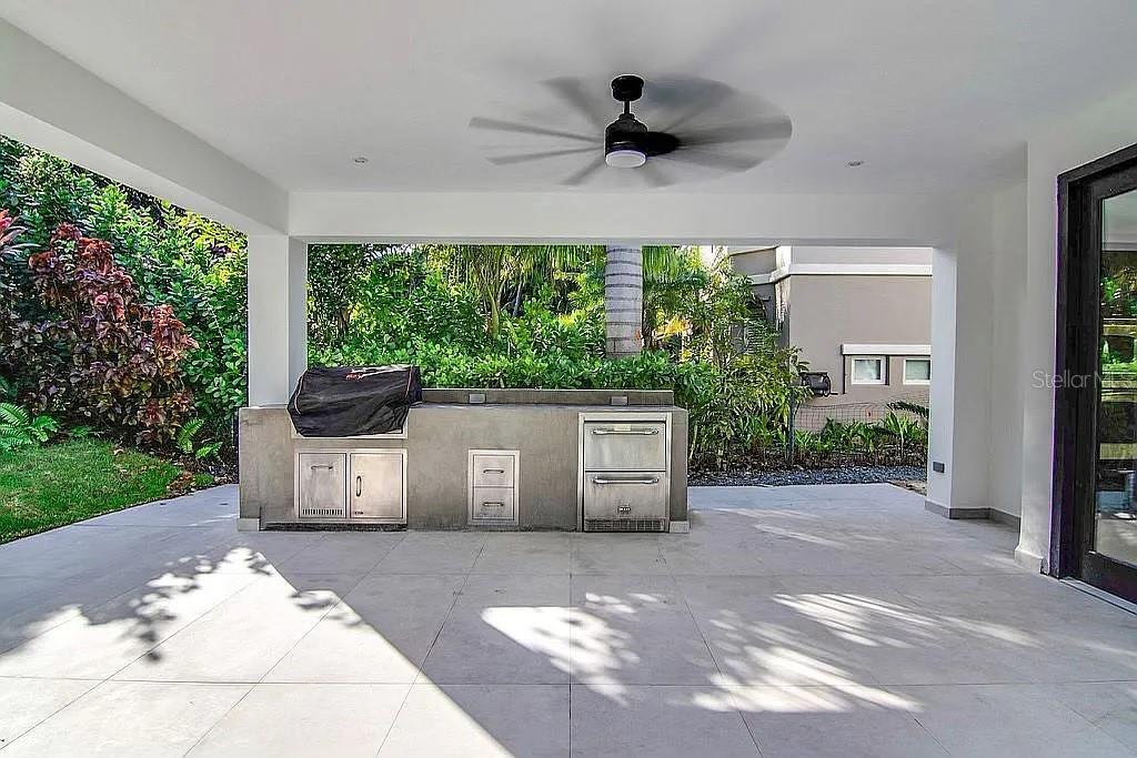 DORADO BEACH EAST - Residential