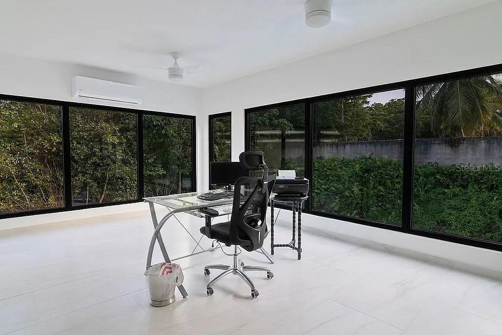 DORADO BEACH EAST - Residential