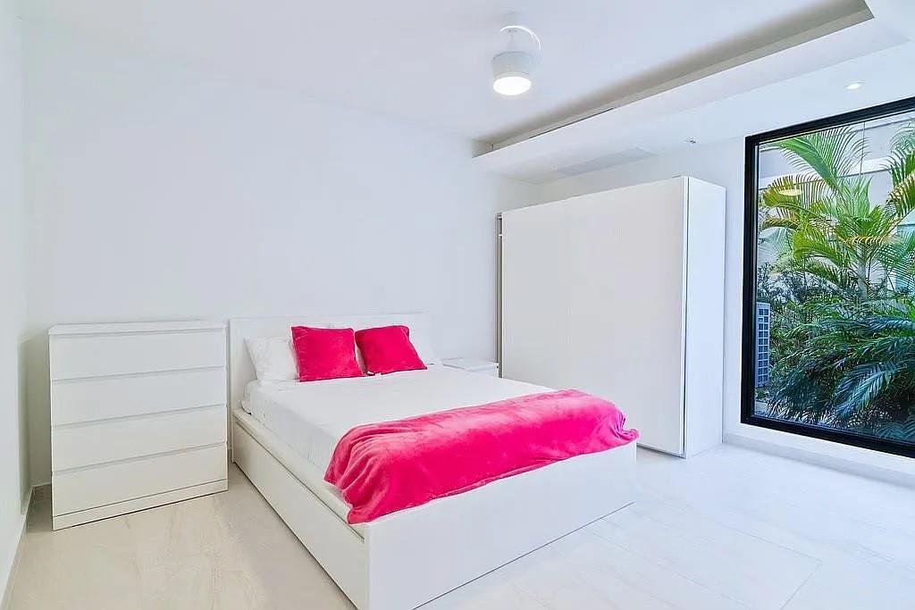 DORADO BEACH EAST - Residential