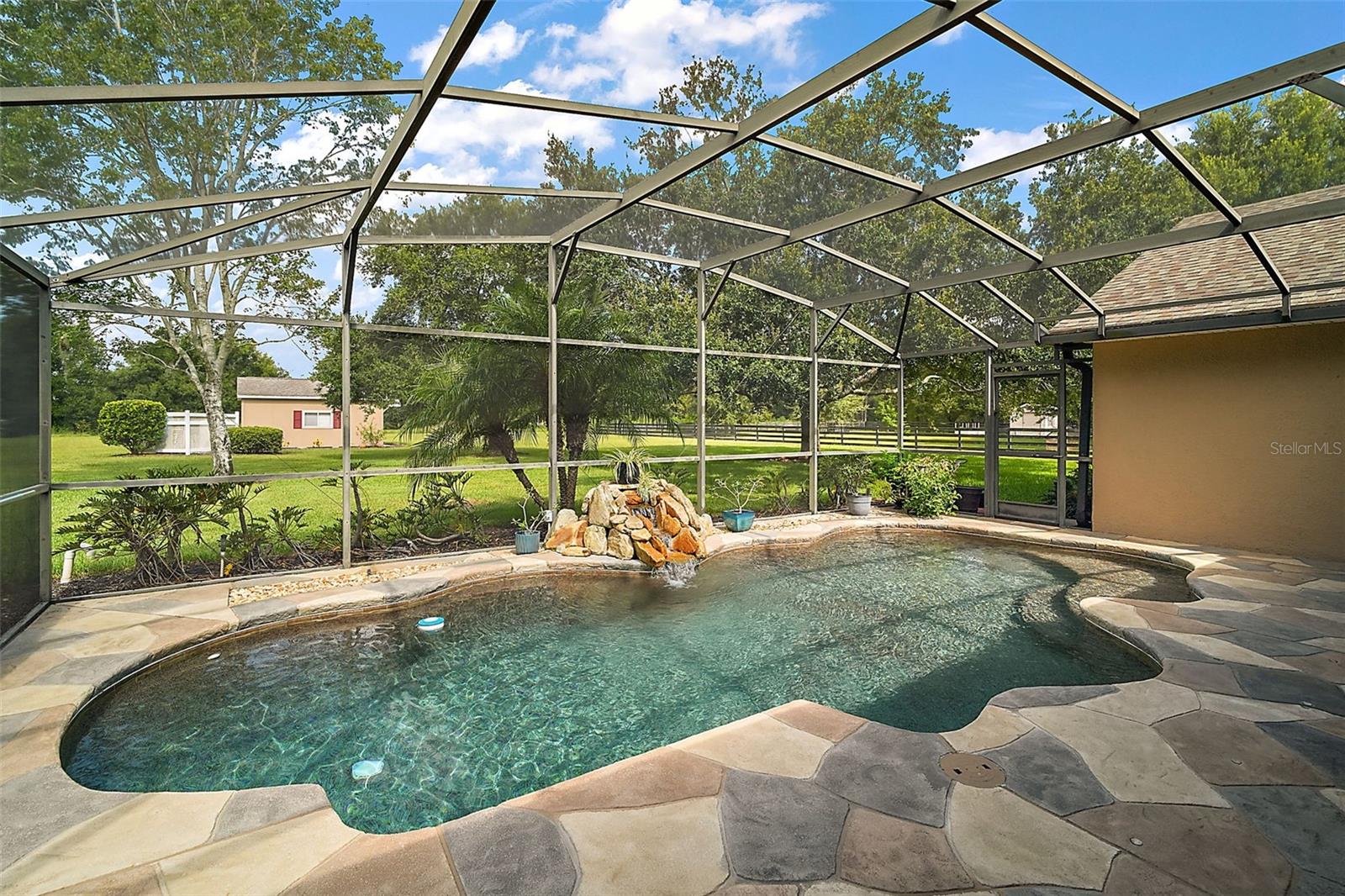7685 LAKE ANGELINA DRIVE