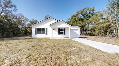 A home in DUNNELLON