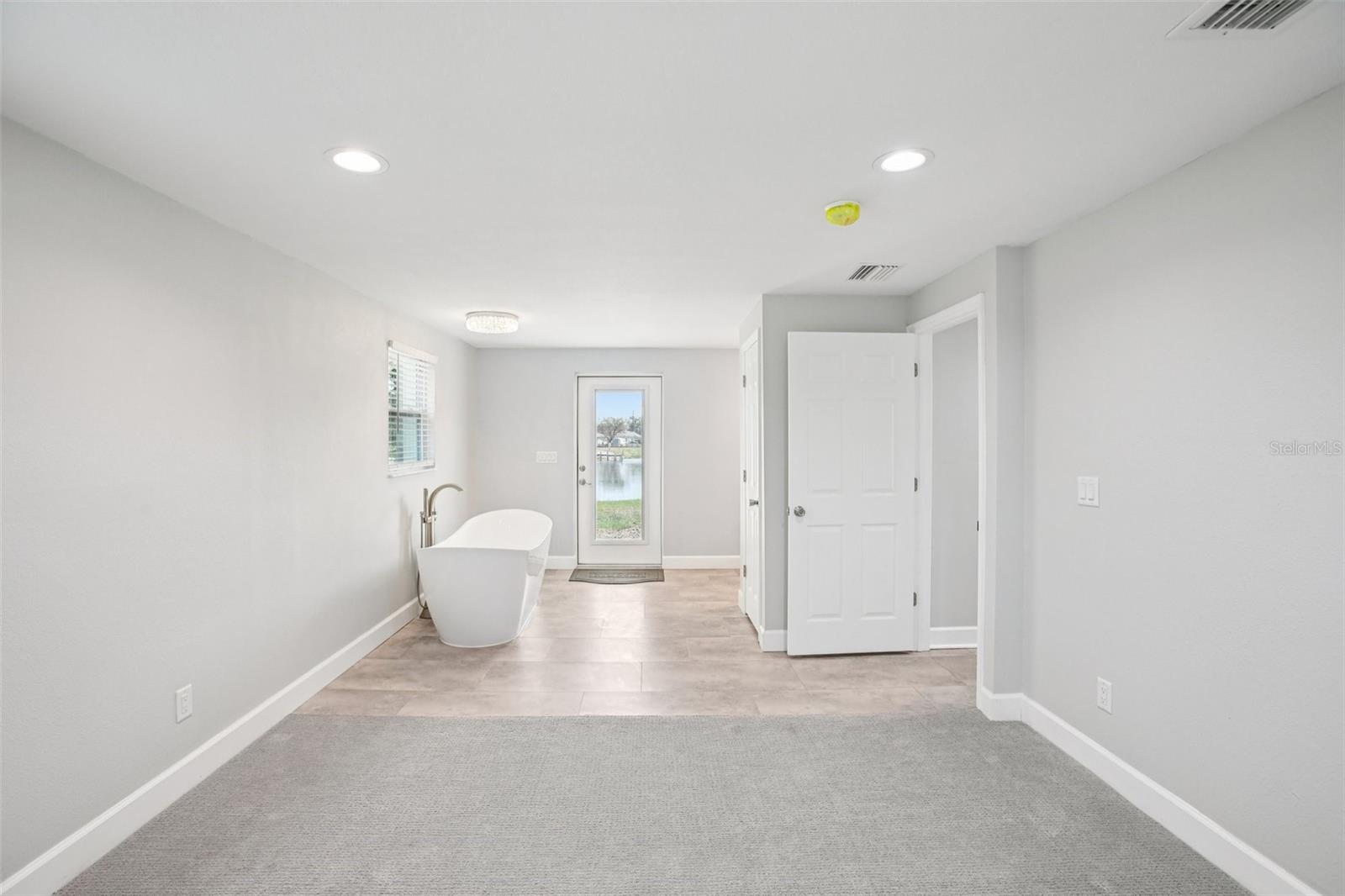 LAKE PADGETT ESTATES - Residential