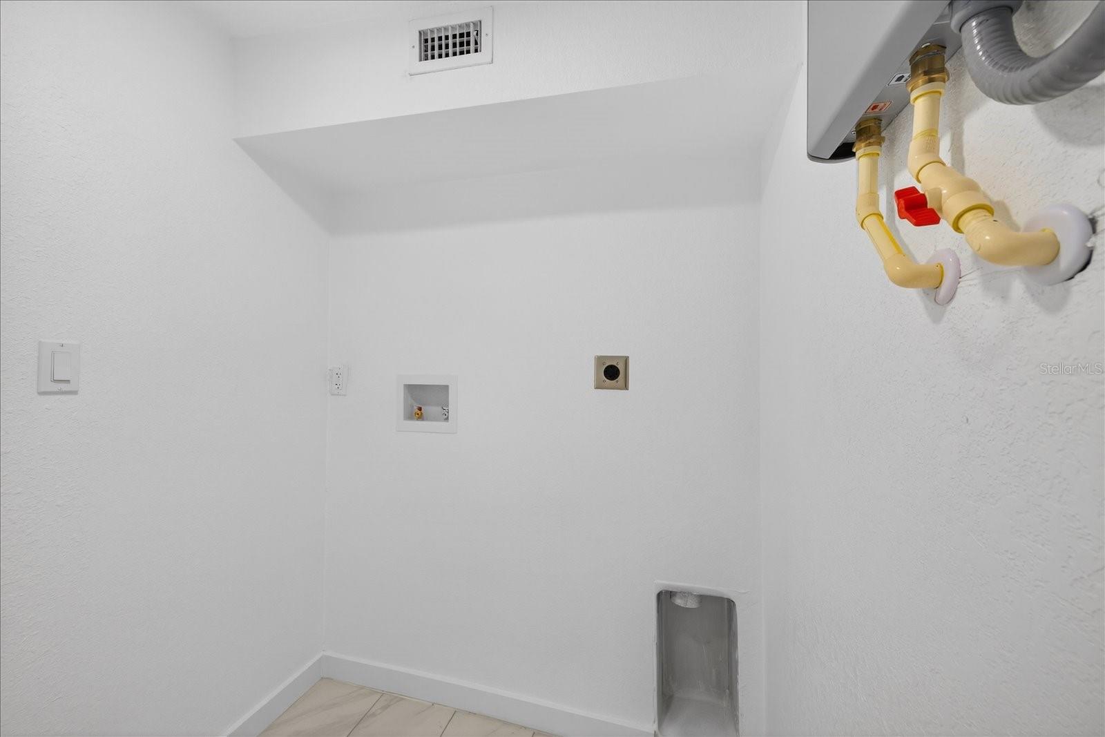 GROVE PARK ESTATES UNIT 7 - Residential