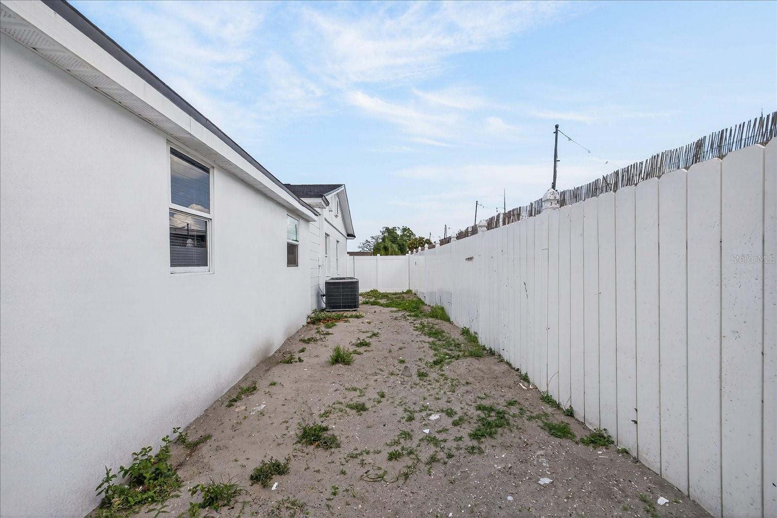 GROVE PARK ESTATES UNIT 7 - Residential