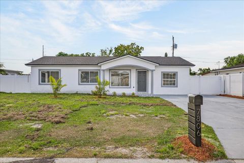 Photo of 7806 N Jamaica Street, Tampa, FL 33614 (MLS # TB8493437)