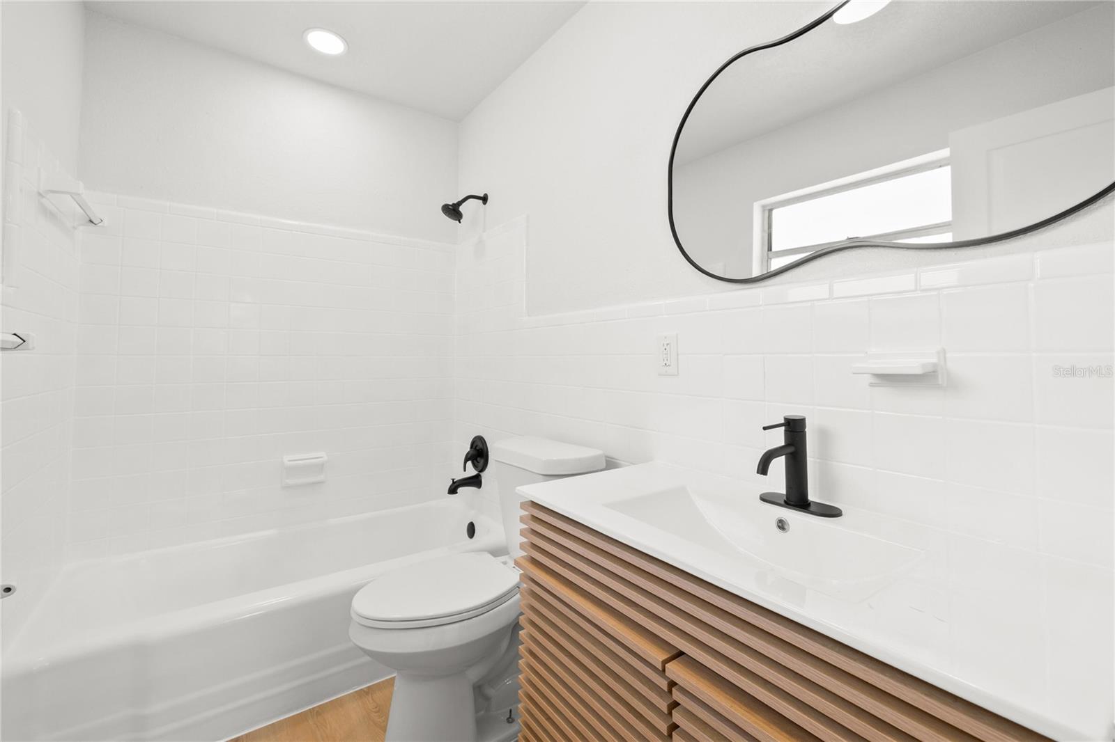 MITCHELLS BEACH REV - Residential Income