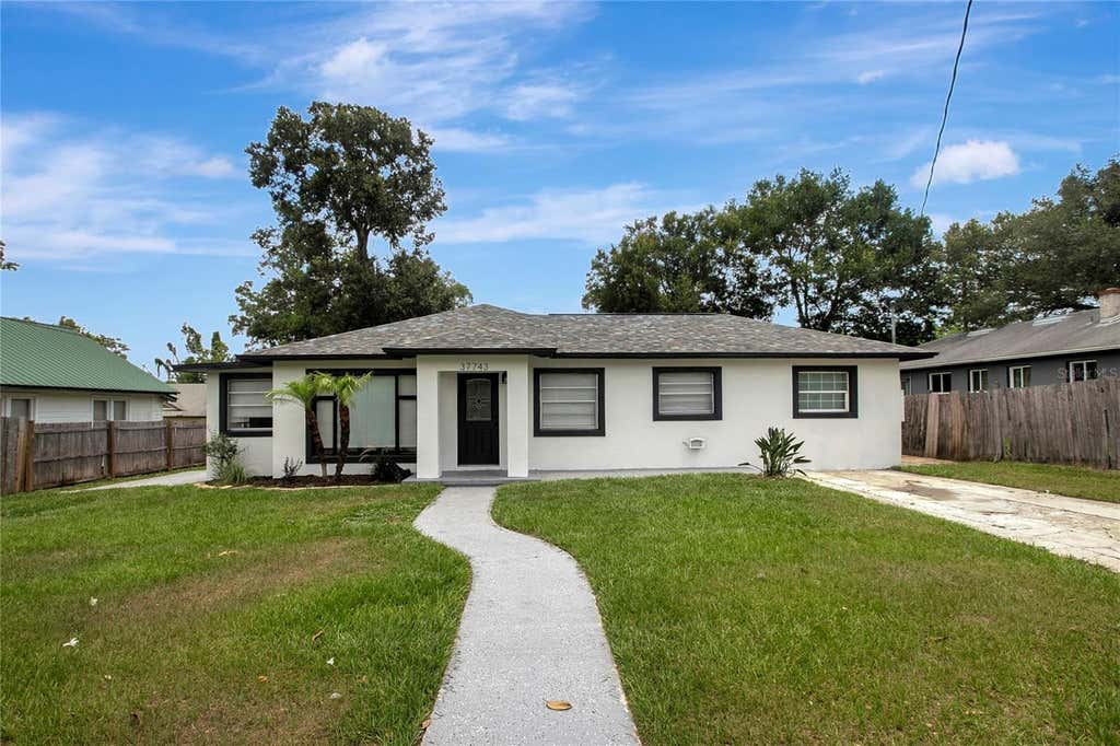 Photo of 37743 Florida Avenue, Dade City, FL 33525 (MLS # TB8525946)