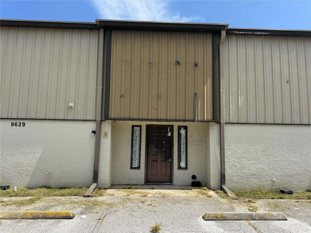 Photo of 9629 Amilia Drive #E4, Hudson, FL 34667 (MLS # TB8394914)