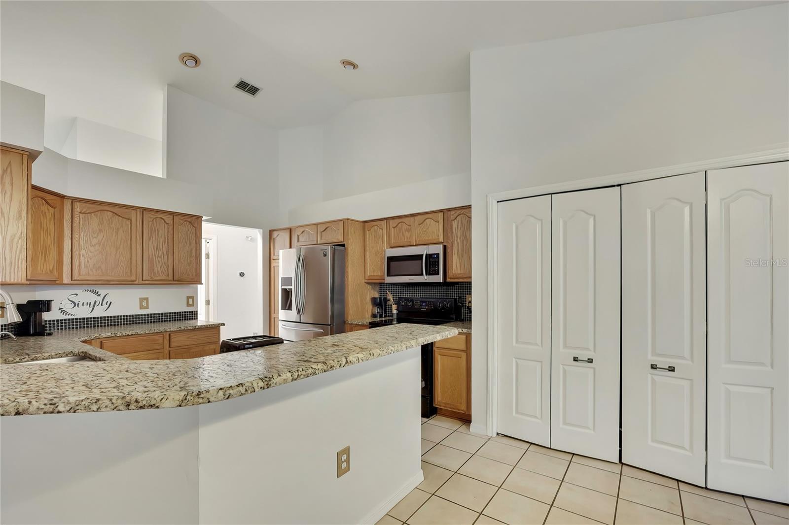 KENSINGTON ESTATES UNIT 02 - Residential