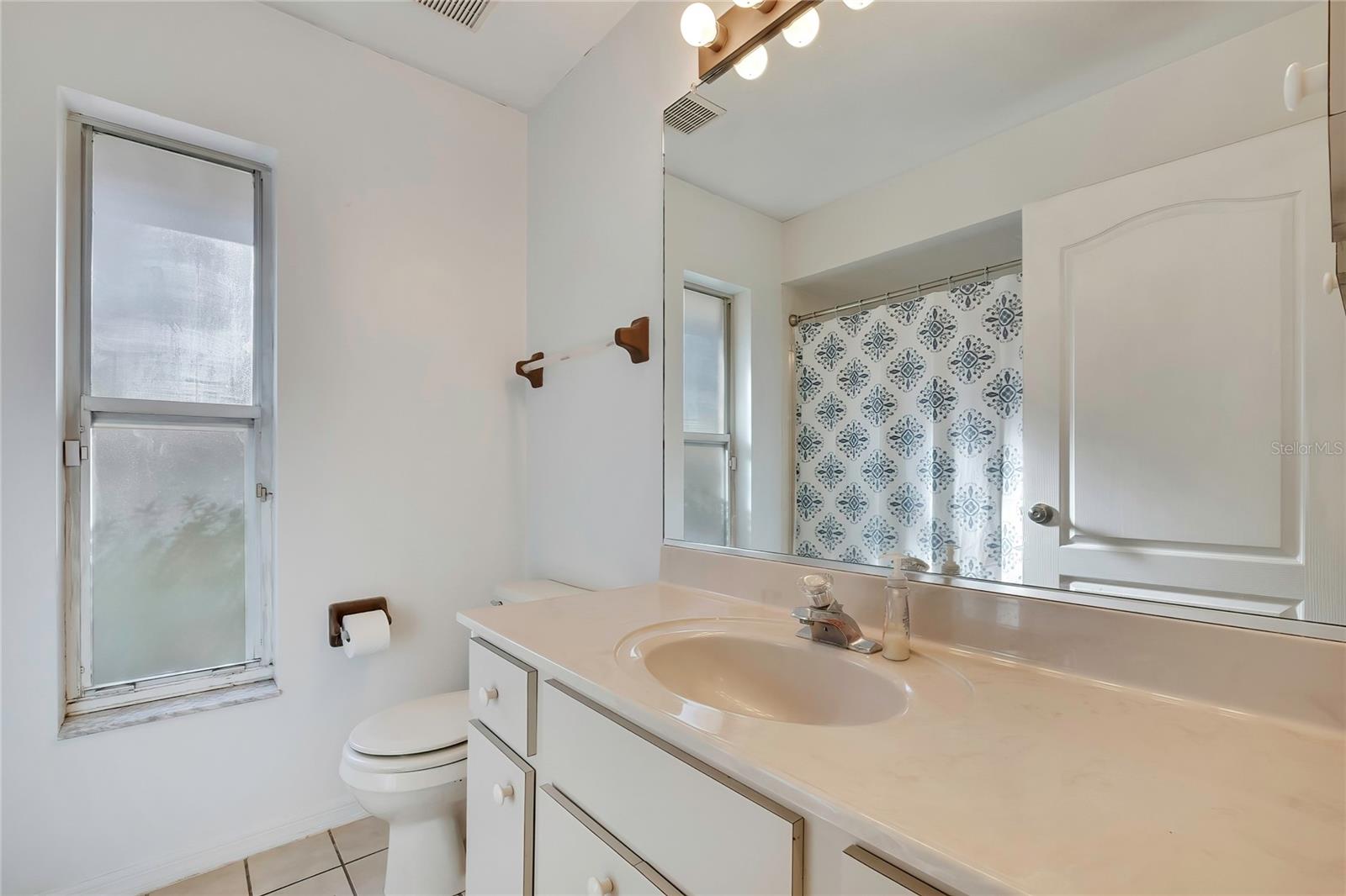 KENSINGTON ESTATES UNIT 02 - Residential