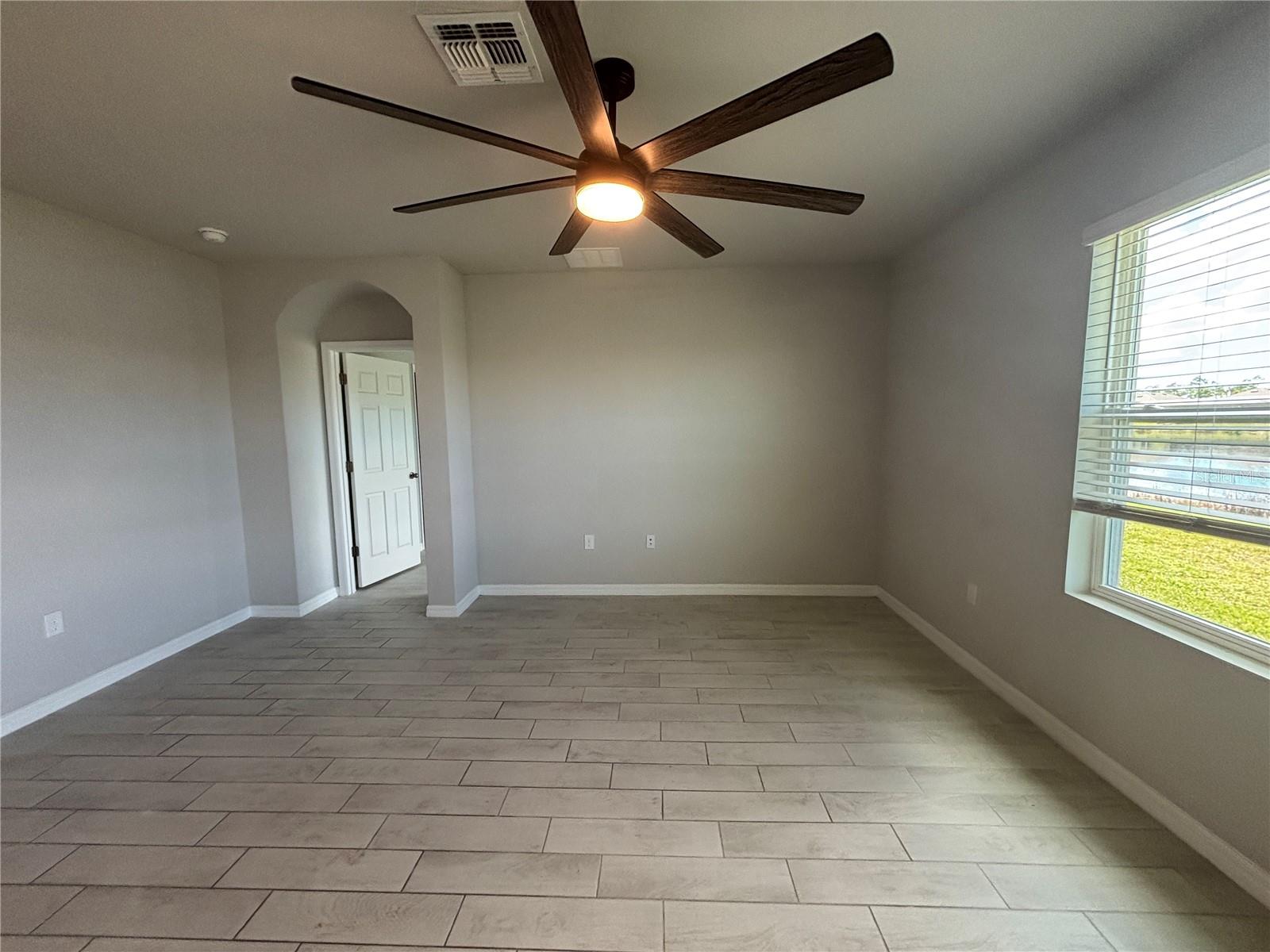 MAGNOLIA LNDG PCL F-II - Residential Lease