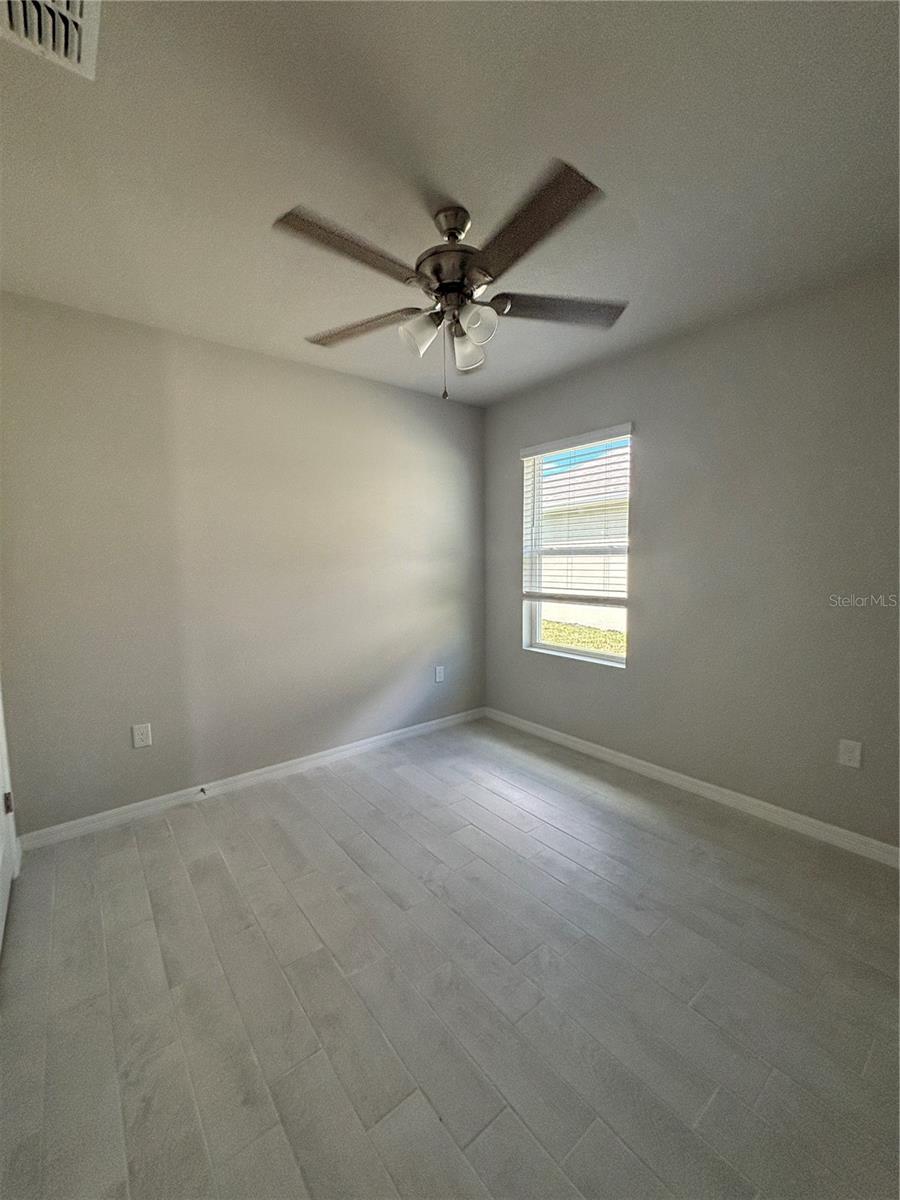 MAGNOLIA LNDG PCL F-II - Residential Lease