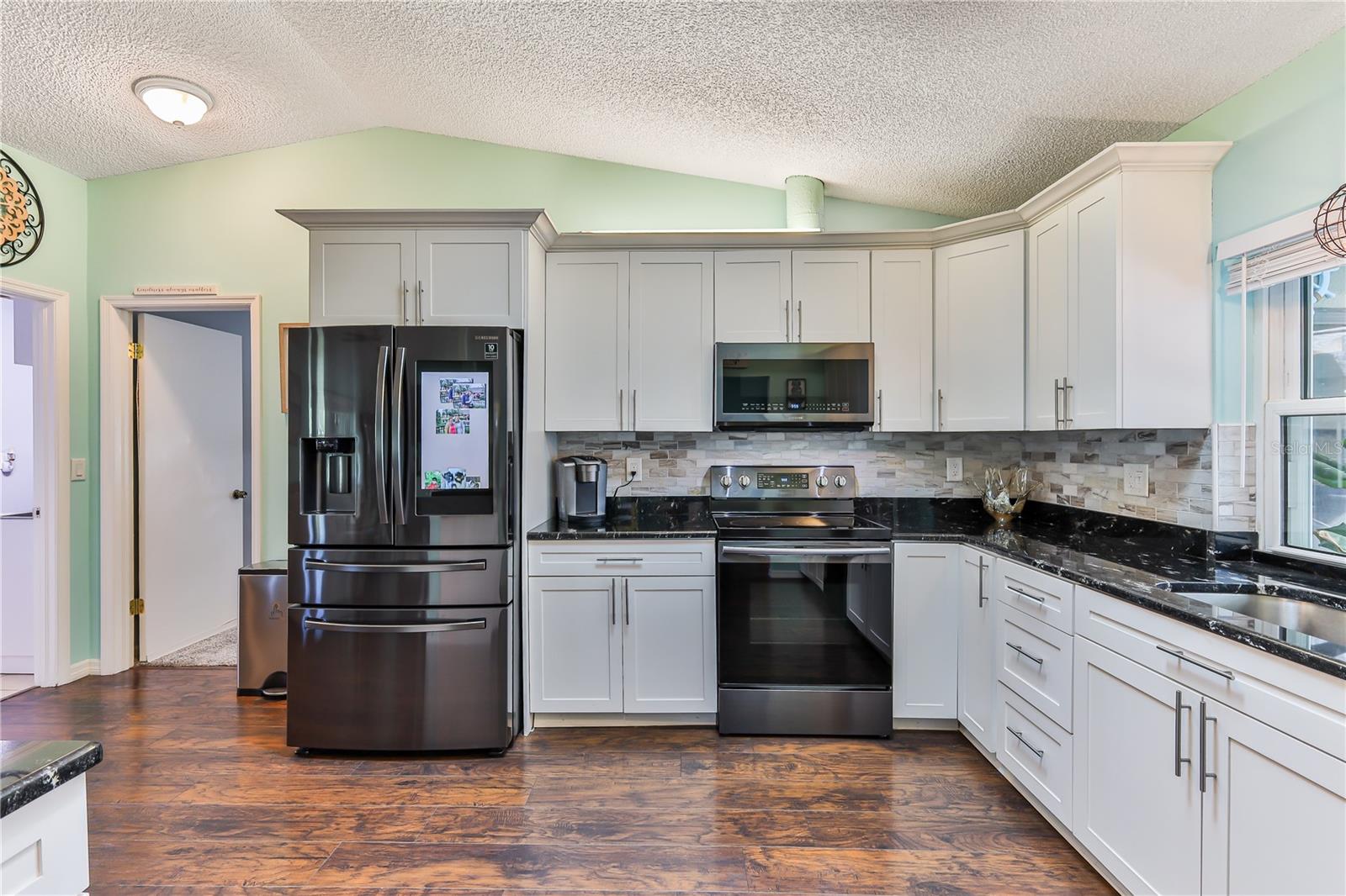 SPRING HILL - Residential