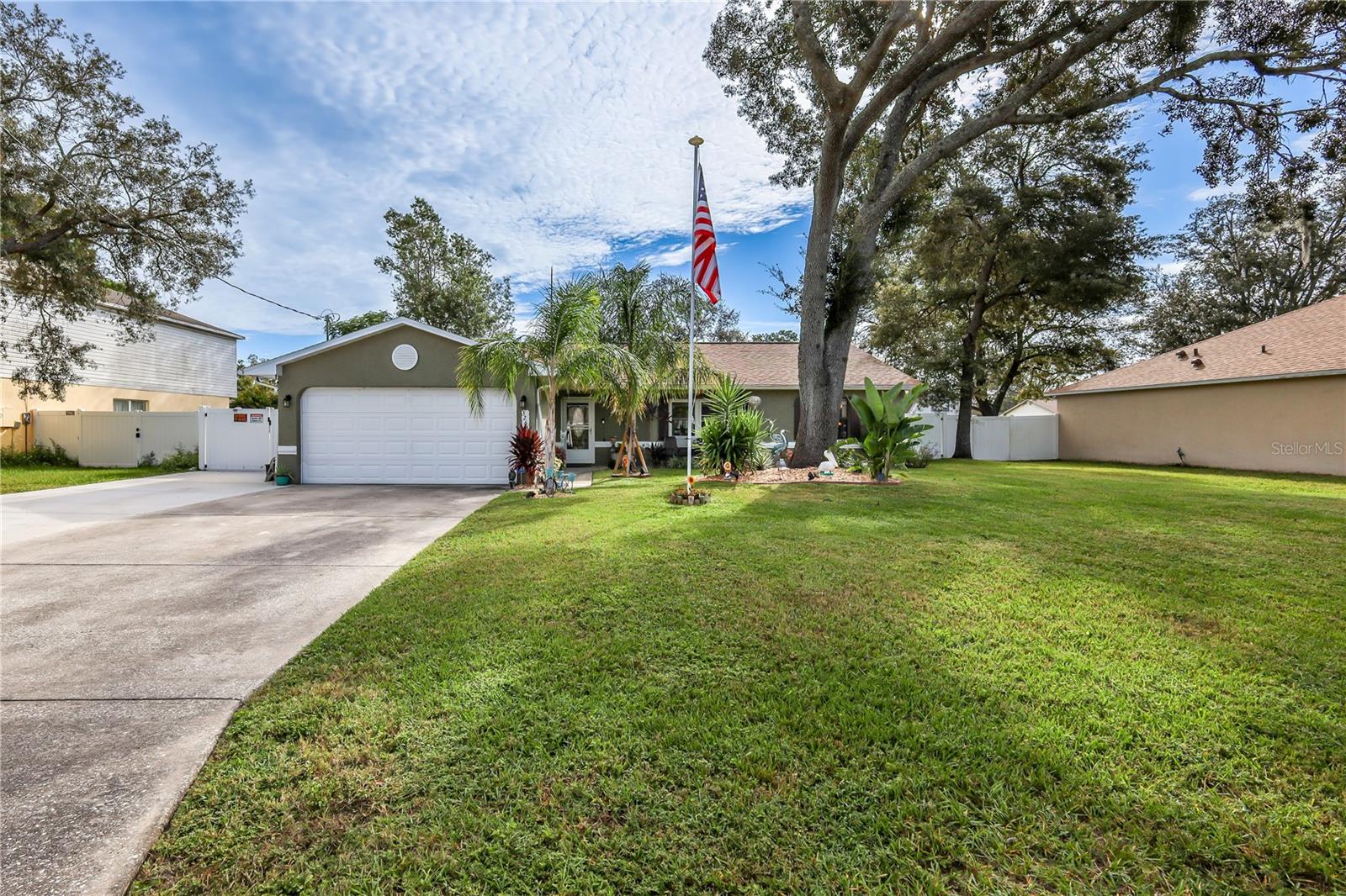 SPRING HILL - Residential