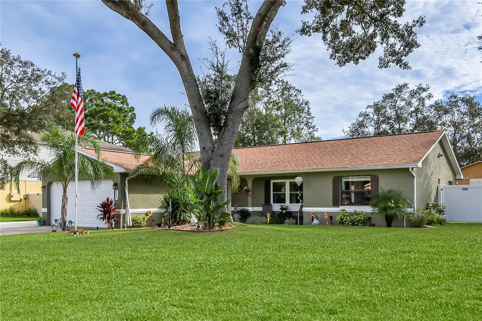 SPRING HILL - Residential