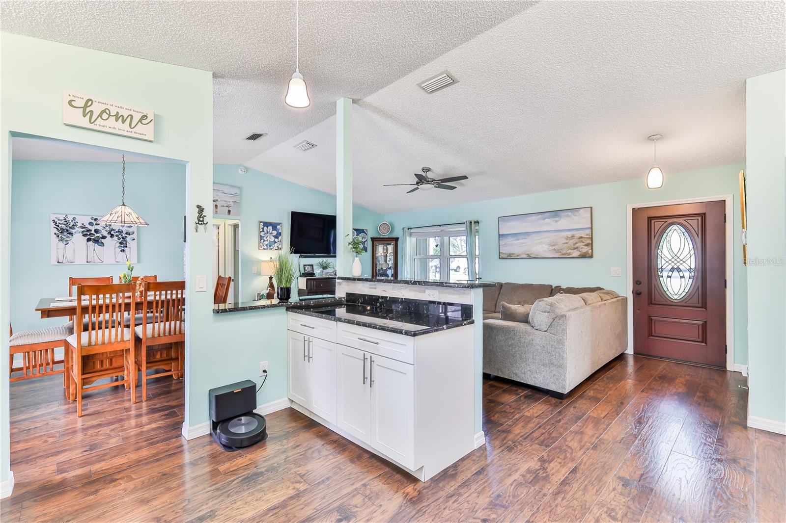 SPRING HILL - Residential