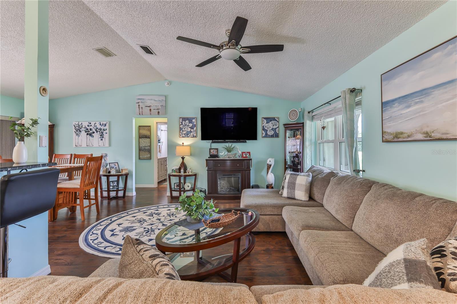 SPRING HILL - Residential