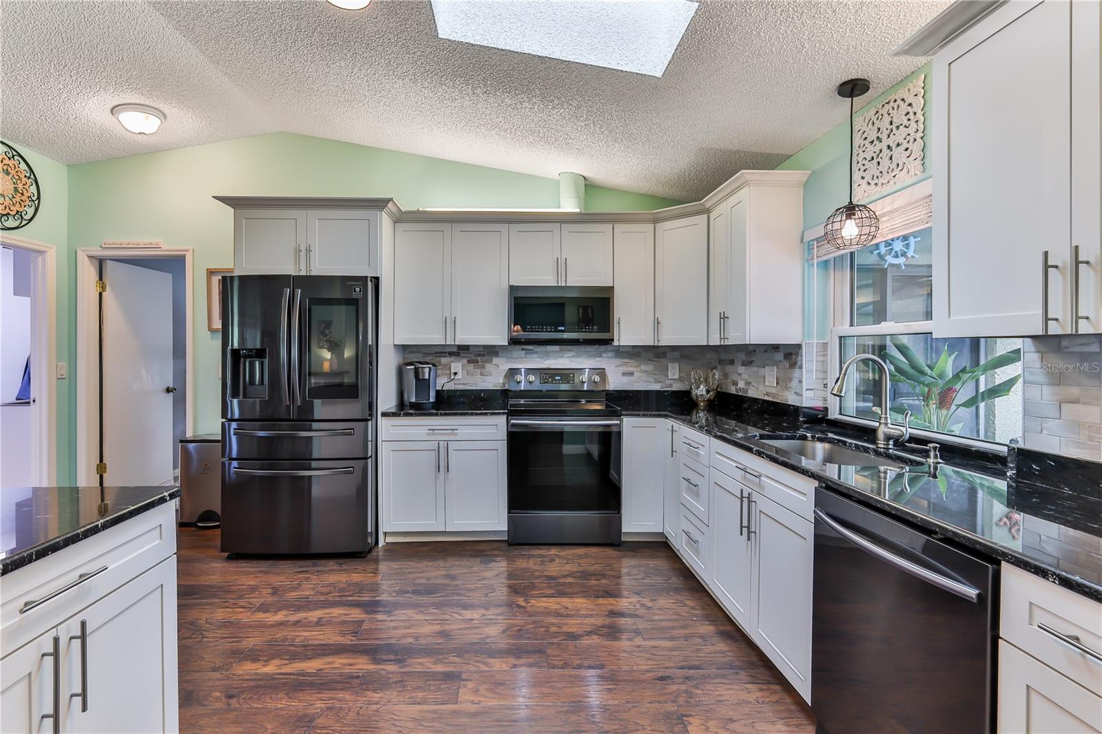 SPRING HILL - Residential