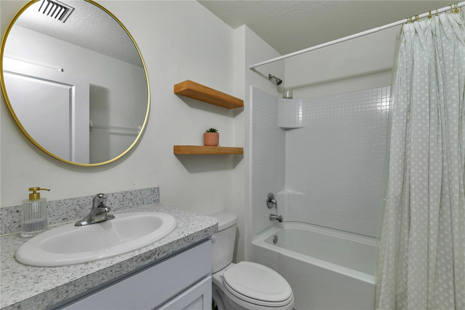 GREYSTONE HILLS PH ONE - Residential